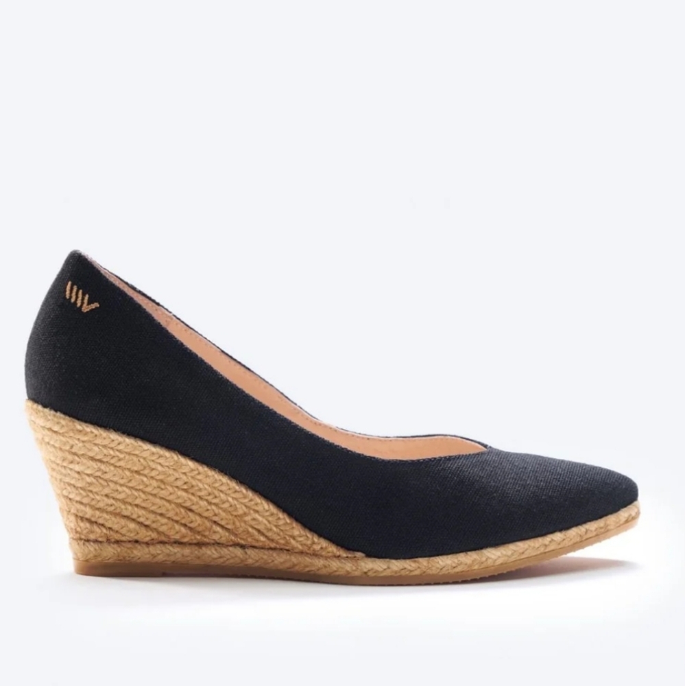 Viscata Barcelona Navy Espadrille Wedge Heels Size 39 US 8
